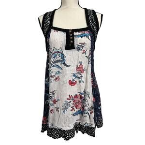 Tigerlily Boho Tunic Top US 2 Patchwork Floral Sleeveless Rayon